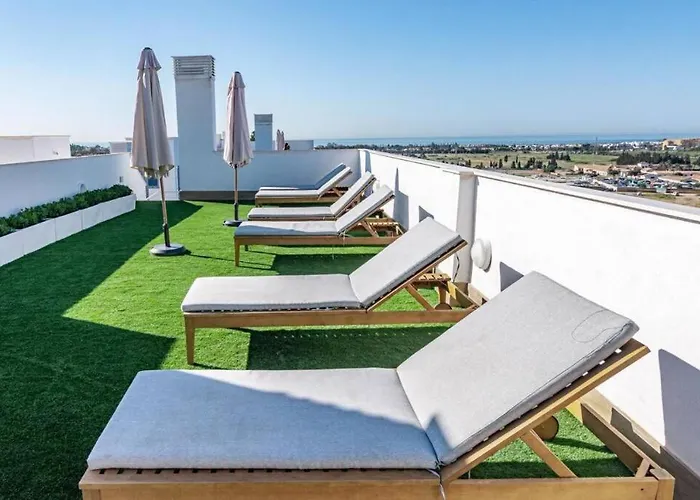 Beautiful Rooftop Pool 3bed * ماربيا